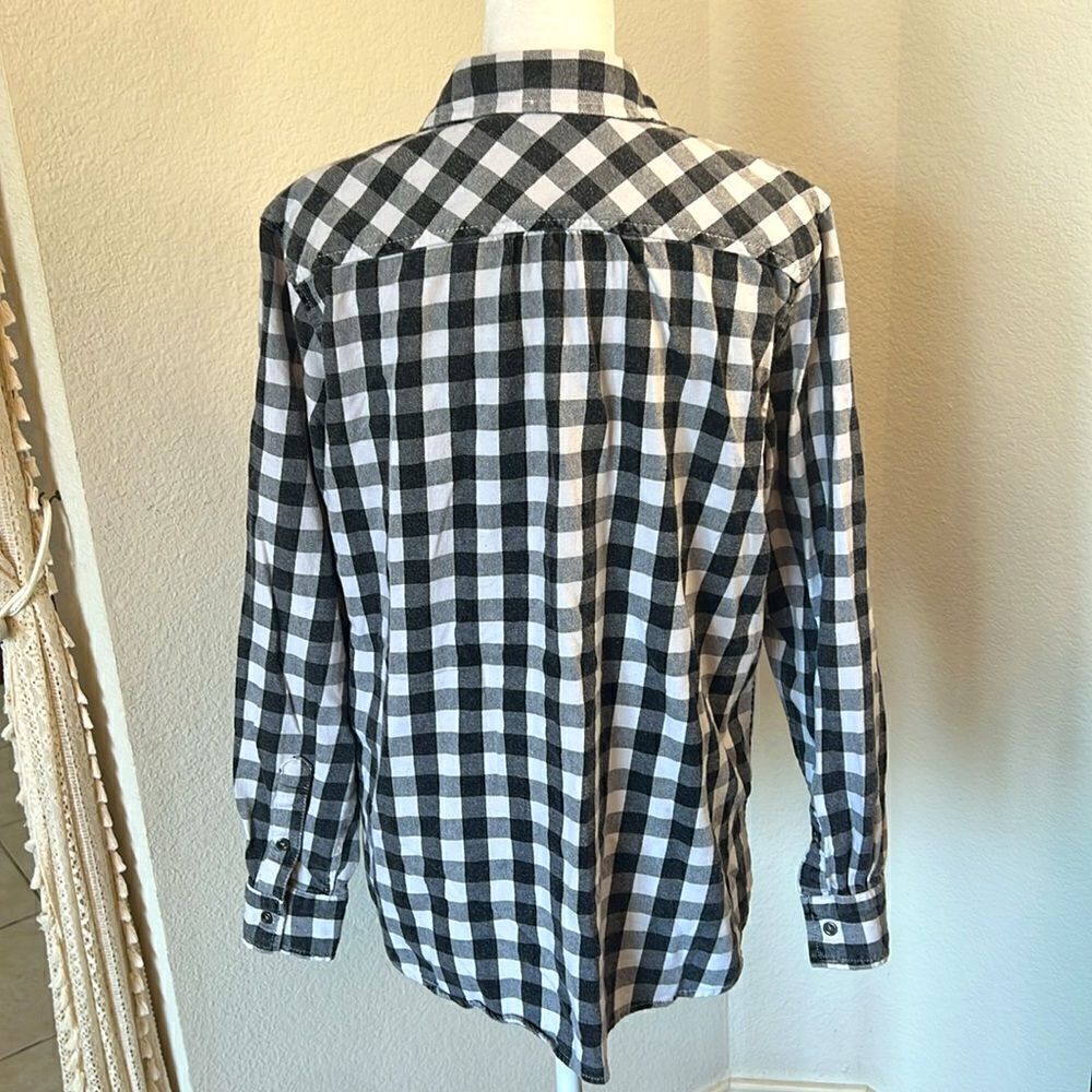 Vanilla Star Ladies Button Down Long Sleeve Plaid Shirt ~ Size Large - Picture 2 of 6